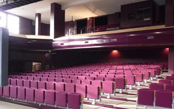 Théâtre les docks
