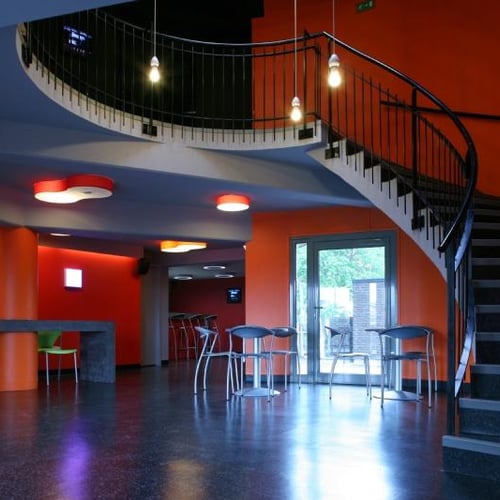 Centre culturel Jacques Tati 1