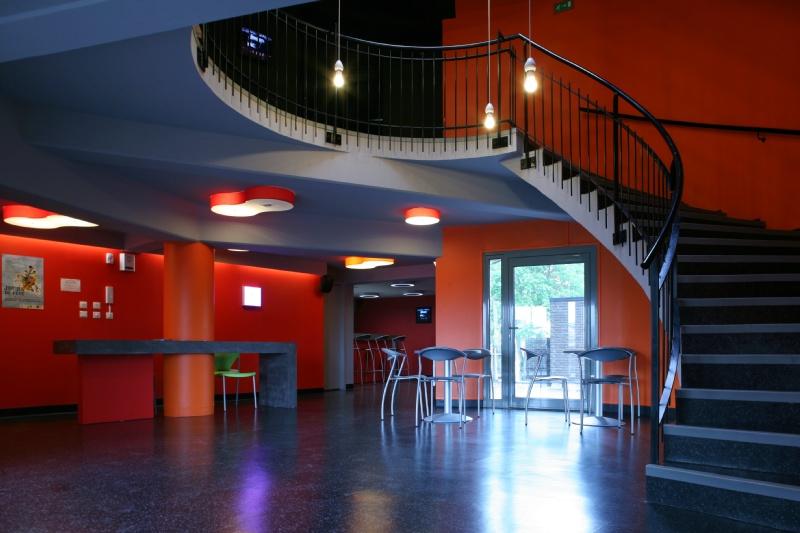 Centre culturel Jacques Tati 1