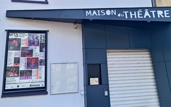 Façade de La MTA au 8, rue des Majots (entrée spectacles)