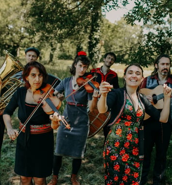 Le Bal des Tarafikants + Adrian Receanu