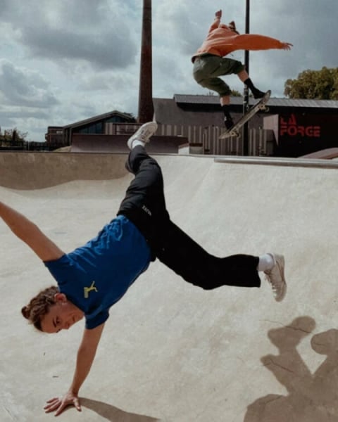 Hyperboles