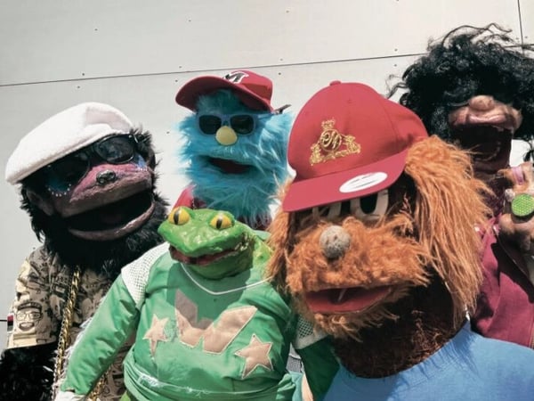 Puppetmastaz
