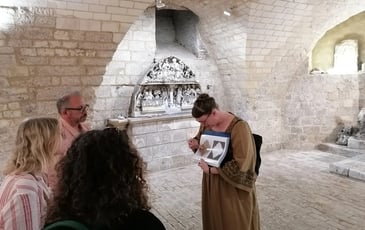 Visite-flash : Focus sur la collégiale de Longpré et ses trésors