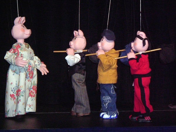 Les Trois Petits Cochons