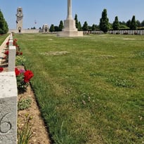 Visites guidées du cimetière militaire de Villers-Bretonneux et du mémorial national australien