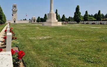 Visites guidées du cimetière militaire de Villers-Bretonneux et du mémorial national australien