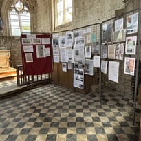 2 visites en 1 : l'église de Vieulaines propose une exposition