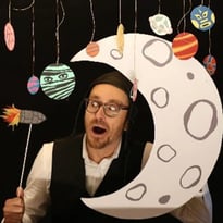Comment voyager sur la lune en suçant un bonbon ?