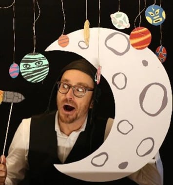 Comment voyager sur la lune en suçant un bonbon ?