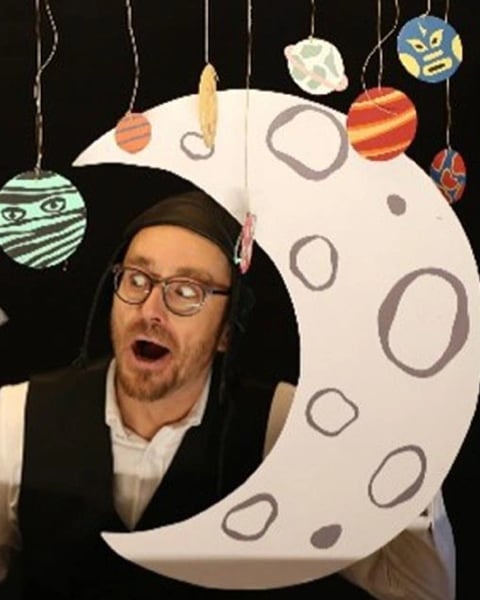 Comment voyager sur la lune en suçant un bonbon ?